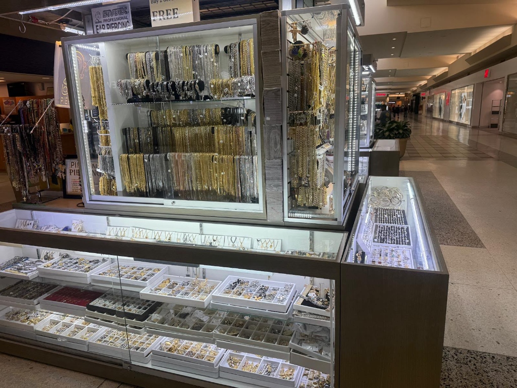 Luxury Jewelers Santa Anita Mall photo 1